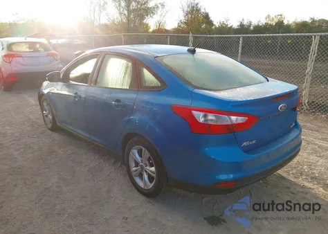 2014 Ford Focus Se z USA, uszkodzony, nr VIN 1FADP3F28EL429521